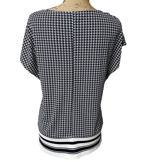 Ann Taylor Flutter Sleeve Blouse Navy and White with Circles and Band Waist Top - Picture 10 of 12